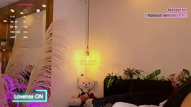 Hannah williams1 online show from 20, 11, 2025