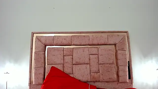 zoee lovv online show from 14, 12, 2024