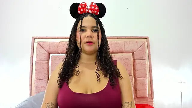 zoee lovv online show from 16, 1, 2025