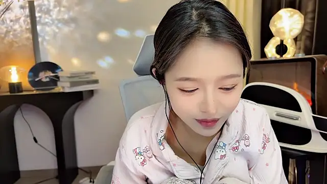 Snapshot of xiaodaibabyy chatting on 19, 2, 2025 xiaodaibabyy online show from 19, 2, 2025