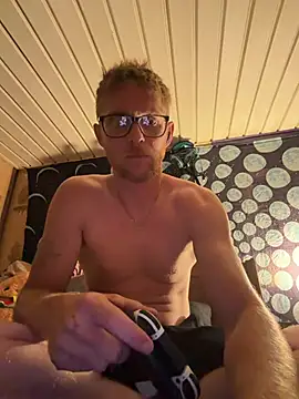 Snapshot of luv2cum7491 chatting on 21, 7, 2026 luv2cum7491 online show from 21, 7, 2026