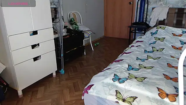 -LauraGold- online show from 26, 12, 2024