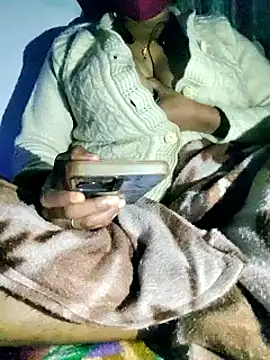 Snapshot of lovelyruhi chatting on 12, 12, 2024 lovelyruhi online show from 12, 12, 2024