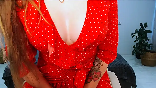 NaughtyNylonFeet online show from 15, 11, 2025