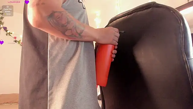 Carlasxdreams online show from 2, 11, 2025