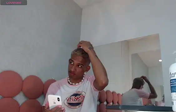 AbrahanBratz online show from 10, 1, 2025