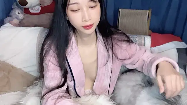 Lili-2 online show from 8, 1, 2026