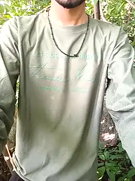 Snapshot of Piyush_2024 chatting on 30, 9, 2025 Piyush 2024 online show from 30, 9, 2025