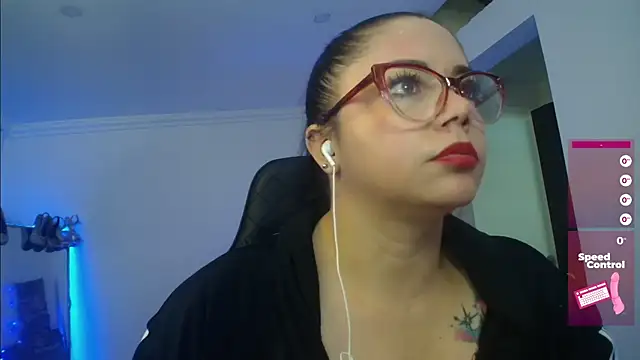 Snapshot of Madame_Shein_ chatting on 28, 12, 2024 Madame Shein  online show from 28, 12, 2024