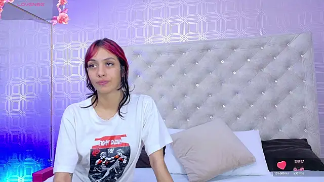 Snapshot of Derieri_D chatting on 13, 10, 2025 Derieri D online show from 13, 10, 2025