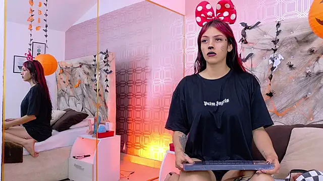 Snapshot of Derieri_D chatting on 30, 10, 2025 Derieri D online show from 30, 10, 2025