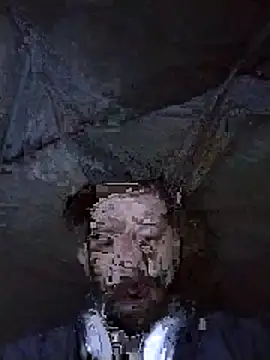 Snapshot of axelongshaft69 chatting on 27, 3, 2026 axelongshaft69 online show from 27, 3, 2026