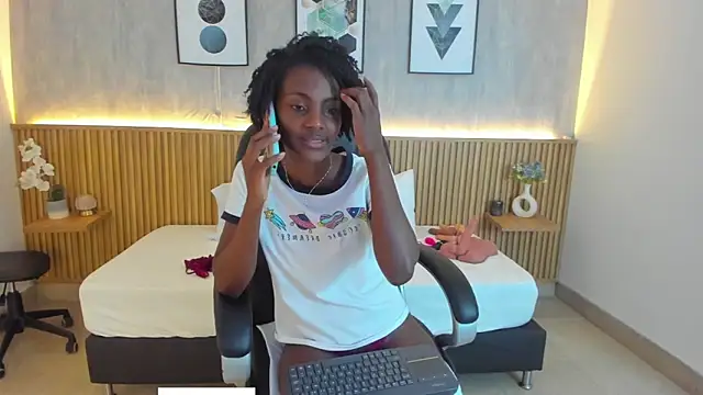 Snapshot of kenya_stone_1 chatting on 18, 7, 2026 kenya stone 1 online show from 18, 7, 2026