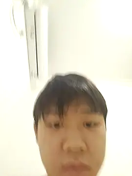 Snapshot of louchu chatting on 22, 12, 2025 louchu online show from 22, 12, 2025