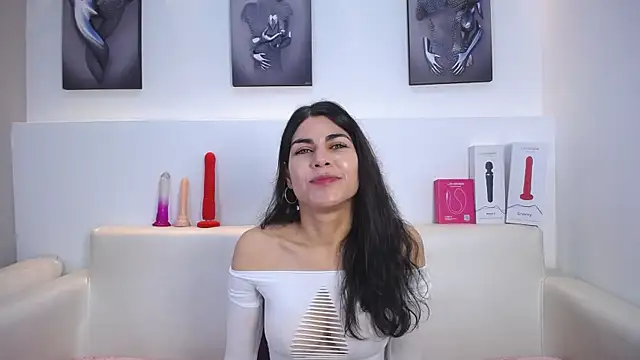 Melodi Roux online show from 8, 11, 2025