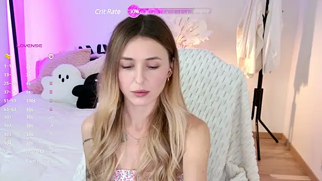 Snapshot of Sophie_Enzo chatting on 21, 1, 2025 Sophie Enzo online show from 21, 1, 2025