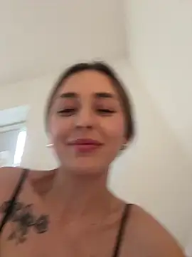 Snapshot of Sophie_Enzo chatting on 10, 2, 2025 Sophie Enzo online show from 10, 2, 2025