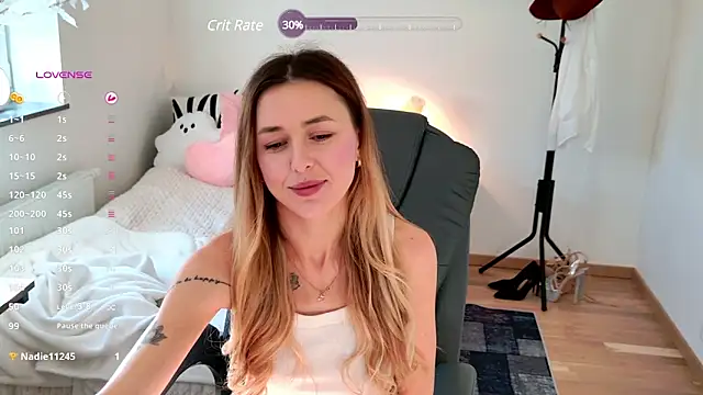 Snapshot of Sophie_Enzo chatting on 14, 2, 2025 Sophie Enzo online show from 14, 2, 2025