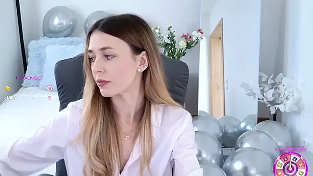 Snapshot of Sophie_Enzo chatting on 20, 3, 2025 Sophie Enzo online show from 20, 3, 2025