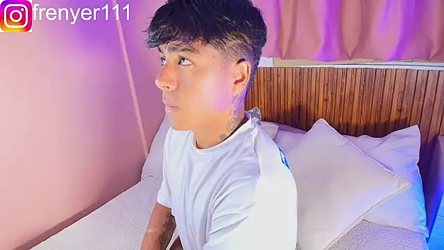 Snapshot of kiing_azahell chatting on 31, 3, 2026 kiing azahell online show from 31, 3, 2026