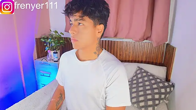 Snapshot of kiing_azahell chatting on 11, 4, 2026 kiing azahell online show from 11, 4, 2026