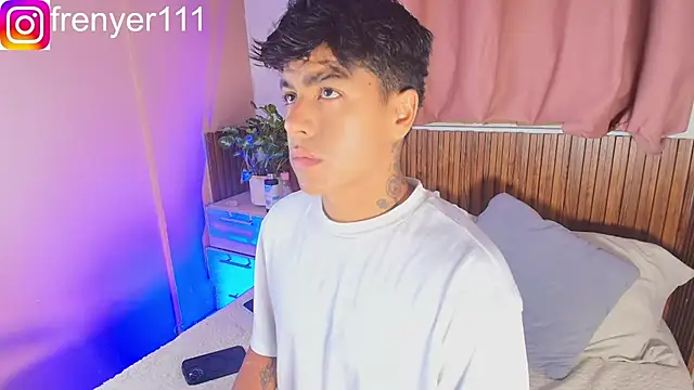 Snapshot of kiing_azahell chatting on 12, 4, 2026 kiing azahell online show from 12, 4, 2026