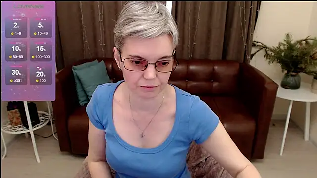 Cutie Erikaa1 online show from 17, 1, 2025