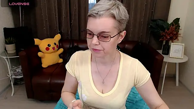 Cutie Erikaa1 online show from 11, 9, 2025