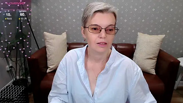 Cutie Erikaa1 online show from 12, 10, 2025