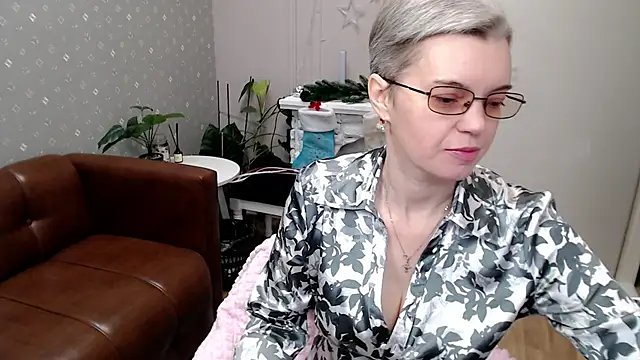 Cutie Erikaa1 online show from 16, 1, 2026