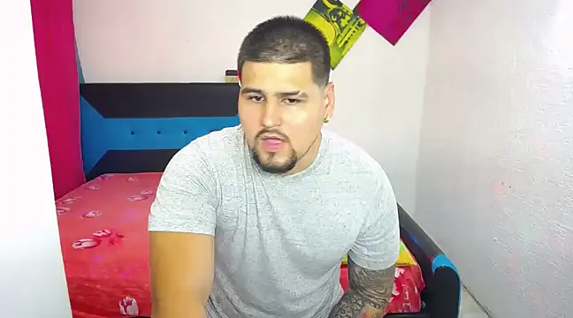 Snapshot of pitbullveryhot chatting on 22, 3, 2025 pitbullveryhot online show from 22, 3, 2025