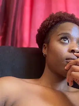 Snapshot of BlvckVixen chatting on 10, 3, 2026 BlvckVixen online show from 10, 3, 2026