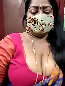 Snapshot of maniisha chatting on 20, 12, 2024 maniisha online show from 20, 12, 2024