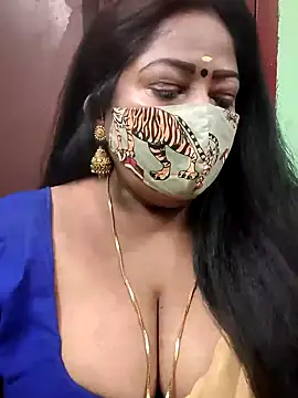 Snapshot of maniisha chatting on 2, 1, 2025 maniisha online show from 2, 1, 2025