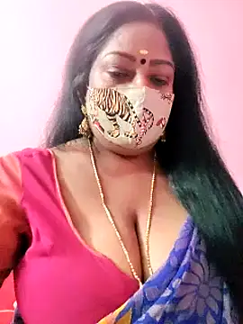 Snapshot of maniisha chatting on 6, 1, 2025 maniisha online show from 6, 1, 2025