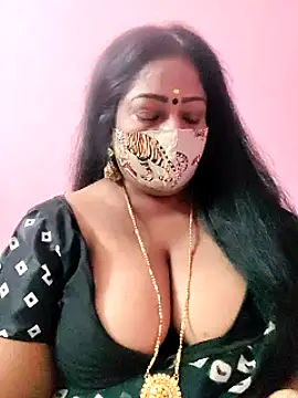 Snapshot of maniisha chatting on 7, 1, 2025 maniisha online show from 7, 1, 2025