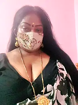 Snapshot of maniisha chatting on 8, 2, 2025 maniisha online show from 8, 2, 2025