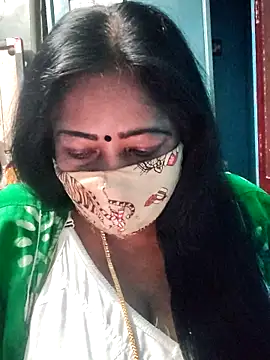 Snapshot of maniisha chatting on 12, 4, 2026 maniisha online show from 12, 4, 2026