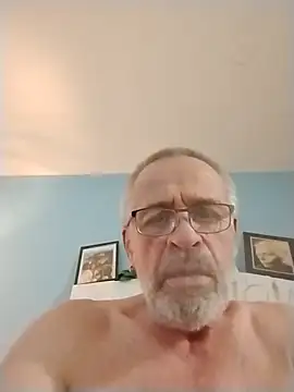 Snapshot of geilerschwanz64 chatting on 19, 12, 2025 geilerschwanz64 online show from 19, 12, 2025