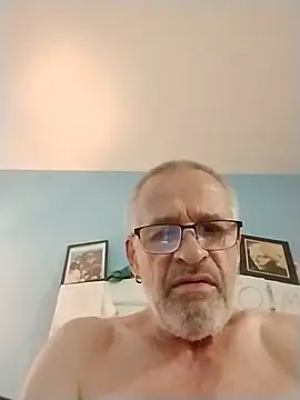 Snapshot of geilerschwanz64 chatting on 20, 4, 2026 geilerschwanz64 online show from 20, 4, 2026