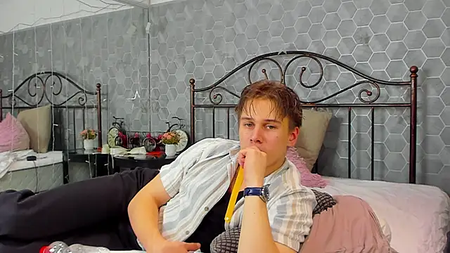 Snapshot of Marcus_Swampov chatting on 24, 12, 2024 Marcus Swampov online show from 24, 12, 2024