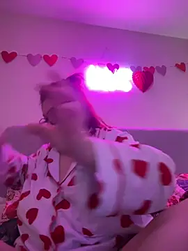 Tallulah-mae-xoxox online show from 12, 2, 2025