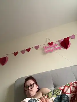 Tallulah-mae-xoxox online show from 13, 2, 2025