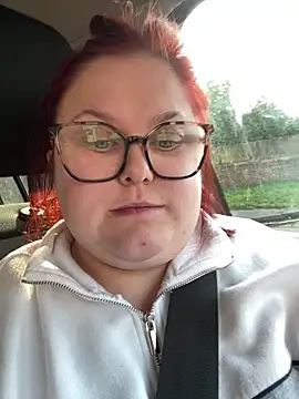 Tallulah-mae-xoxox online show from 17, 2, 2025