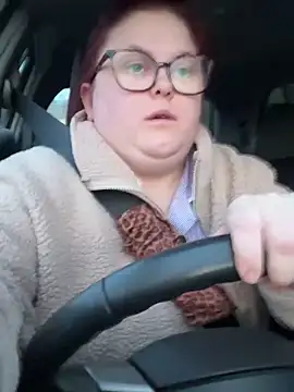 Tallulah-mae-xoxox online show from 19, 2, 2025