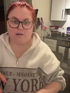 Tallulah-mae-xoxox online show from 22, 2, 2025