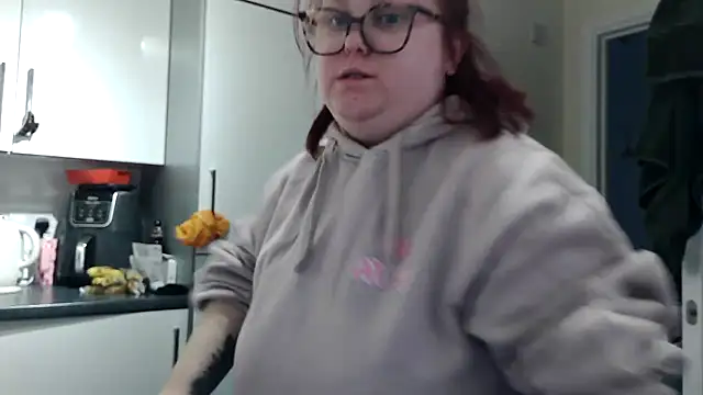 Tallulah-mae-xoxox online show from 3, 3, 2025