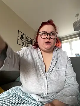 Tallulah-mae-xoxox online show from 17, 3, 2025