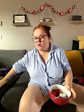 Tallulah-mae-xoxox online show from 11, 9, 2025