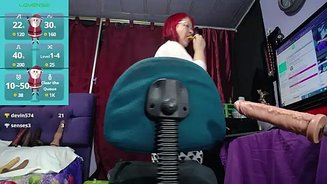 Snapshot of bigassruby45 chatting on 10, 1, 2025 bigassruby45 online show from 10, 1, 2025